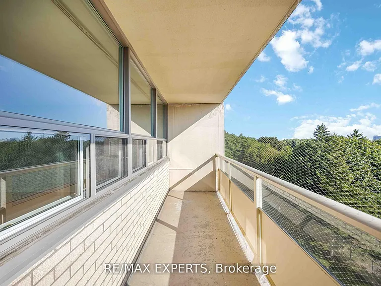 360 Ridelle Ave #612 — Photo 26