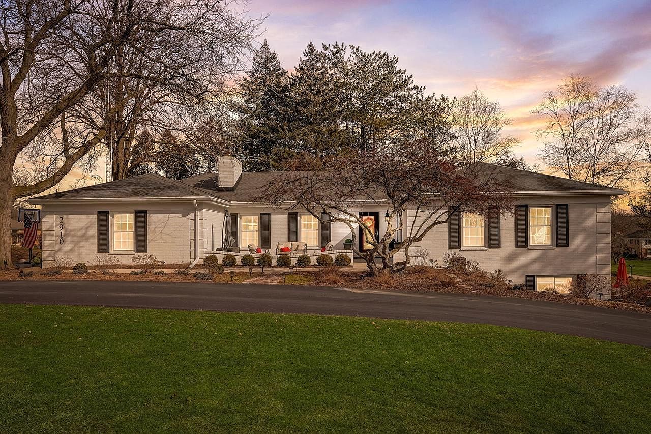 2910 Willaura COURT, Brookfield, WI 53005 Zillow