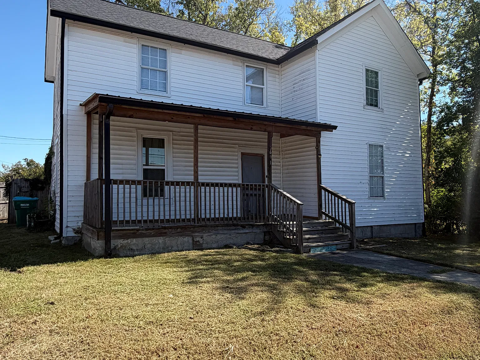 3 bed, 1500 sqft, $1,400 — Photo 1