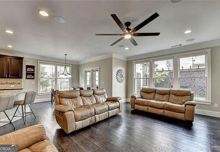 11653 Parkside Ave — Photo 17