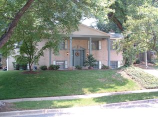 12808 Pine Tree Ln, Fort Washington, MD 20744