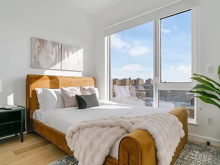 11-14 35th Ave #324 — Photo 5