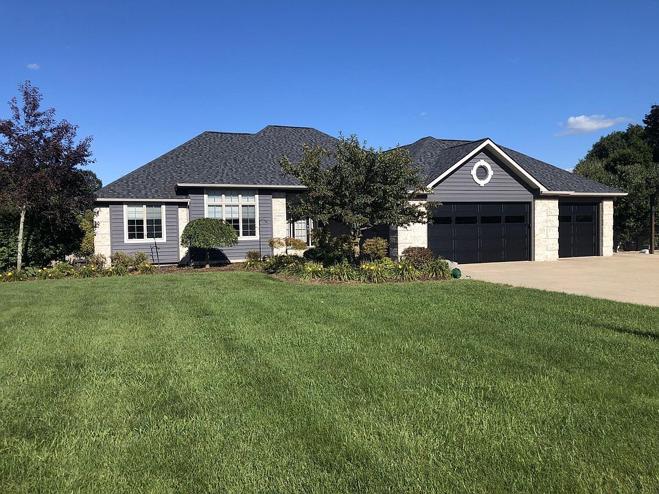 1st image of 10684 Mieras Dr NE