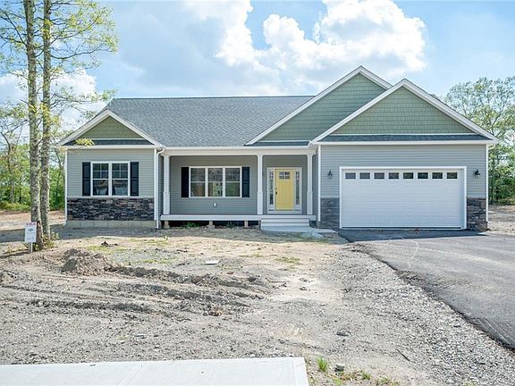 5th image of 5 Minglewood Dr