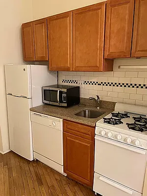 Rented by Owner | media 32