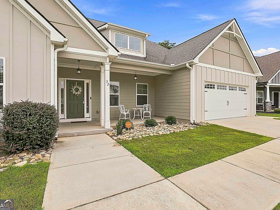 3rd image of 32 Oakhurst Trl #12