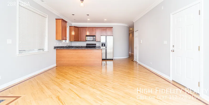 2 bed, 2.0 bath, 1390 sqft, $2,995 — Photo 2