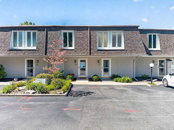 3rd image of 10095 N Turkey Creek Rd APT 22