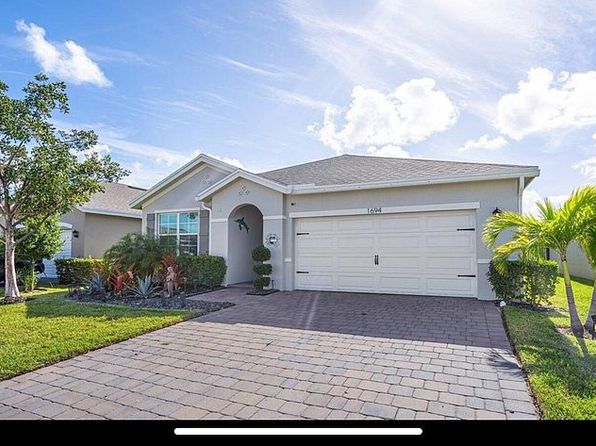 1694 NE White Pine Ter