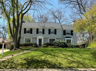 953 Rosewood Ave SE, East Grand Rapids, MI 49506