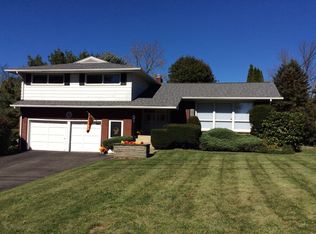 2609 Columbia Dr, Endwell, NY 13760