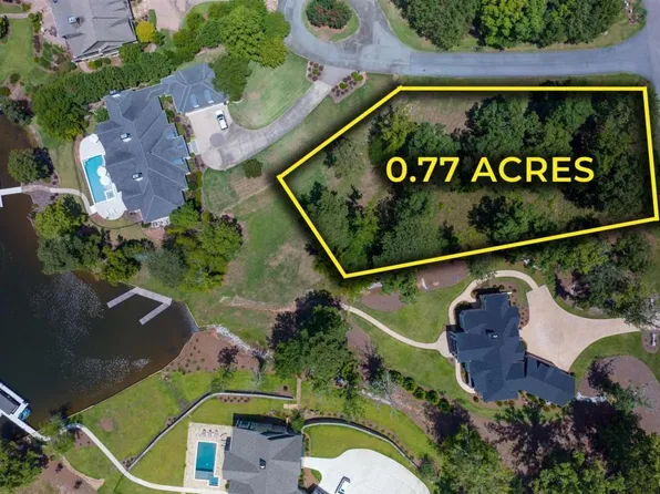 1311 Lighthouse Cir, Greensboro, GA 30642