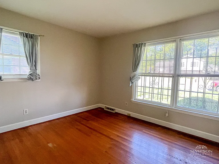 5324 Elderbank Dr — Photo 6