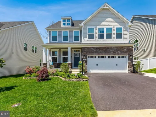 12428 Southington Dr, Woodbridge, VA 22192