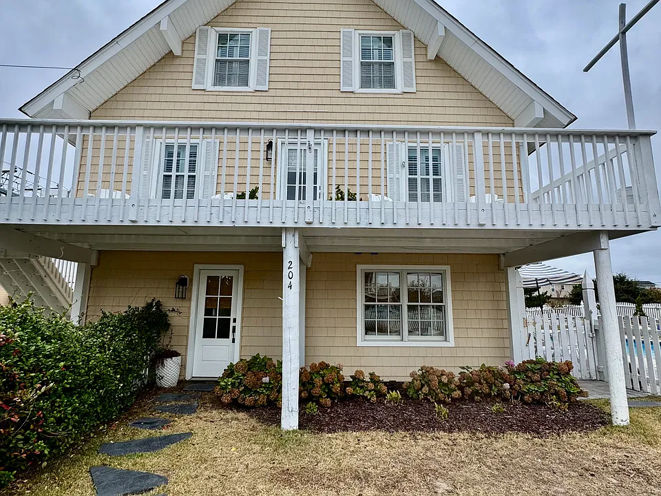 204 Porters Island Rd