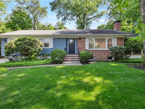 11 Kevin Drive, Montebello, NY 10901