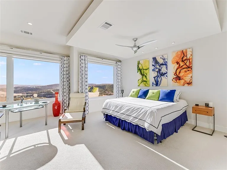 6813 Valburn Dr — Photo 13