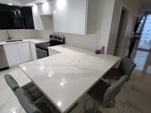 2nd image of 250 174th St #6100