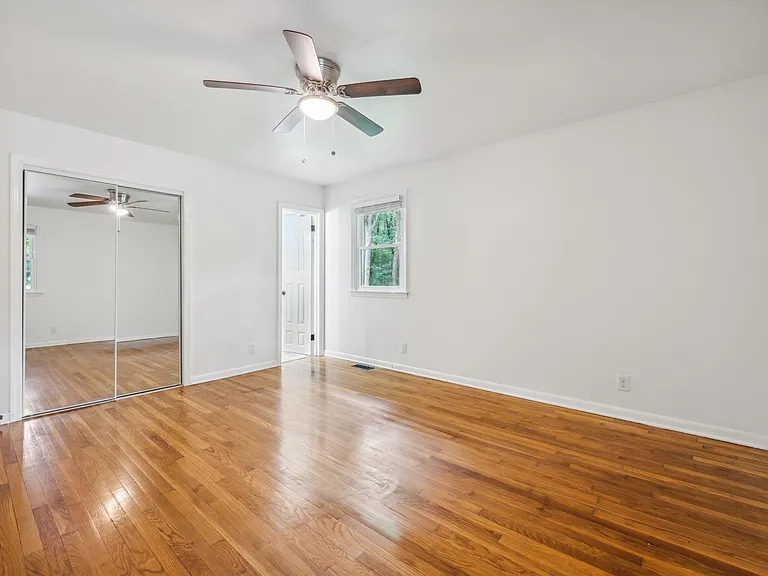 2514 Glover Rd — Photo 8