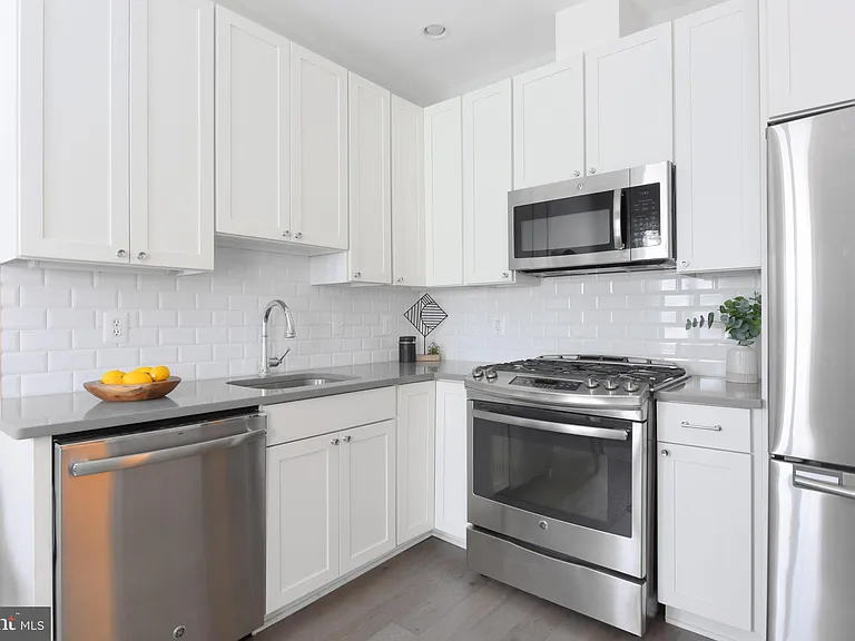 3921 Fulton St NW #3 — Photo 7