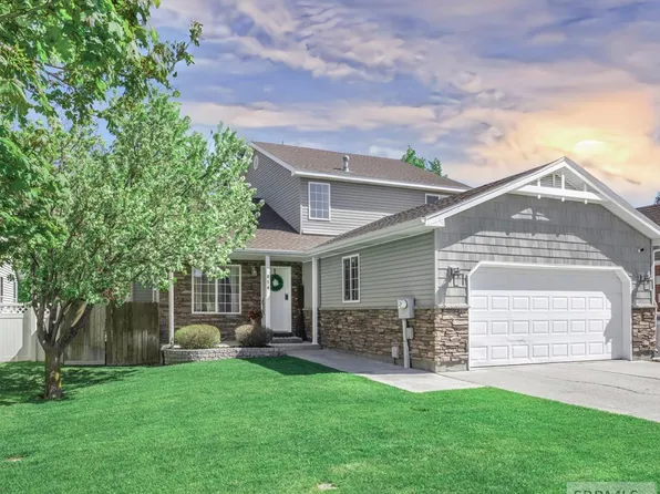 874 Parkside Dr, Rexburg, ID 83440