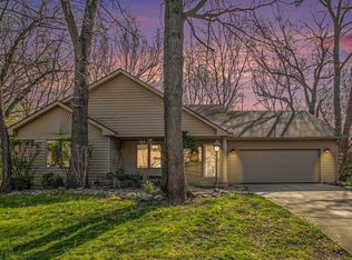 51222 Streamwood Dr, Granger, IN