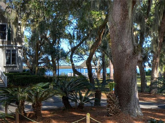 3rd image of 1203 Plantation Point Dr #1203
