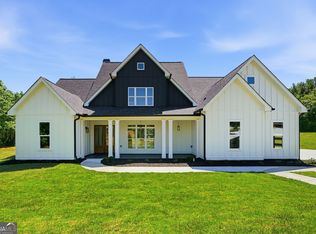 6860 Heardsville Rd, Cumming, GA 30028