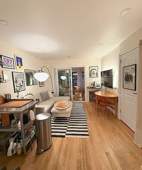 335 E 21st St #1B — Photo 1
