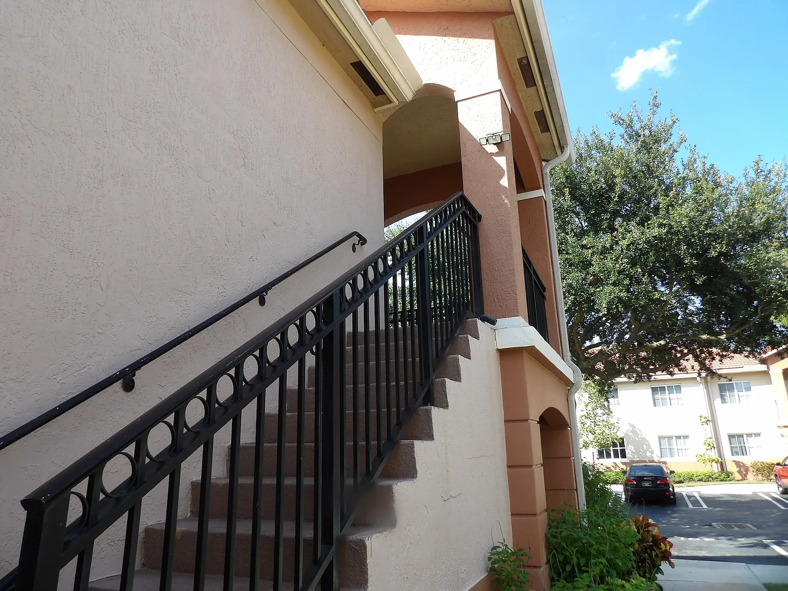 3800 — Photo 4