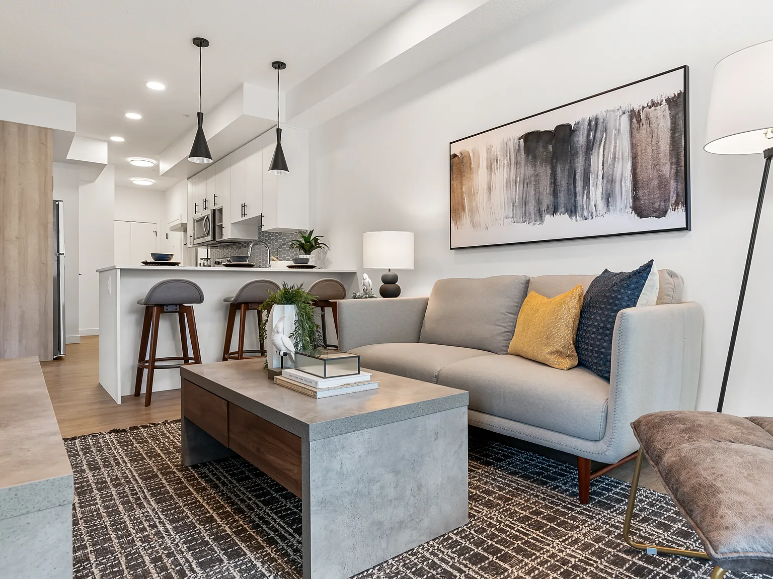 Bravo Apartments — Photo 3