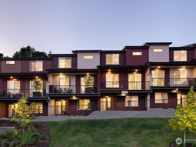 13205 NE 127th Way #B, Kirkland, WA, 98034