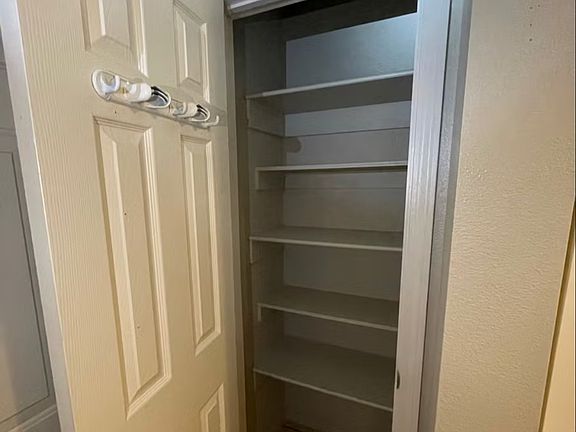 4th image of 63222 E 291st Rd #63222