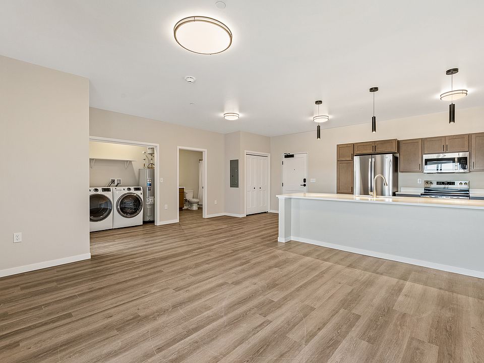 1st image of 4908 5th St #103