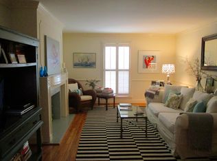 4 E Elliott St, Charleston, SC 29401