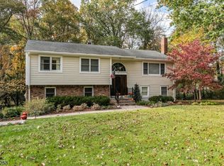 36 Debra Ln, Bernards Twp., NJ 07920