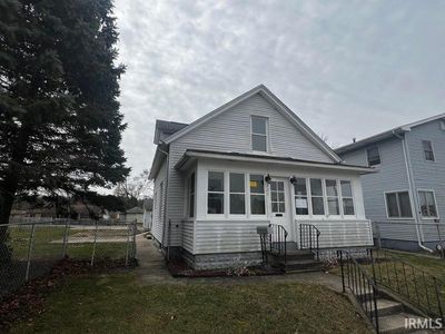 321 W 14th St, Mishawaka, IN, 46544