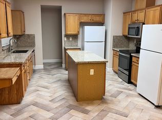 2012 E Lexington Ave, Fresno, CA 93720