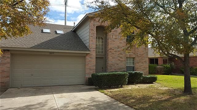 1st image of 2099 Camelot Dr