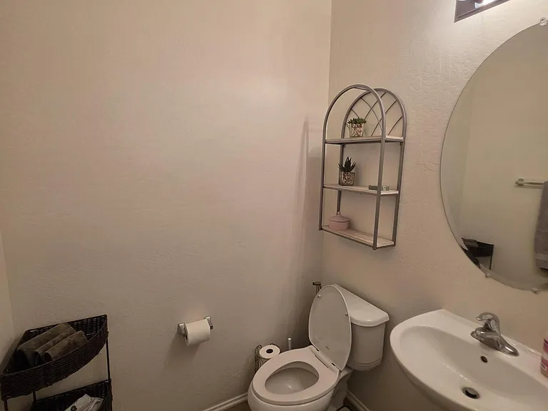 2170 W Scully Dr — Photo 10