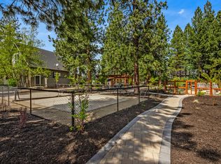 3282 NW Pee Wee Ct, Bend, OR 97703