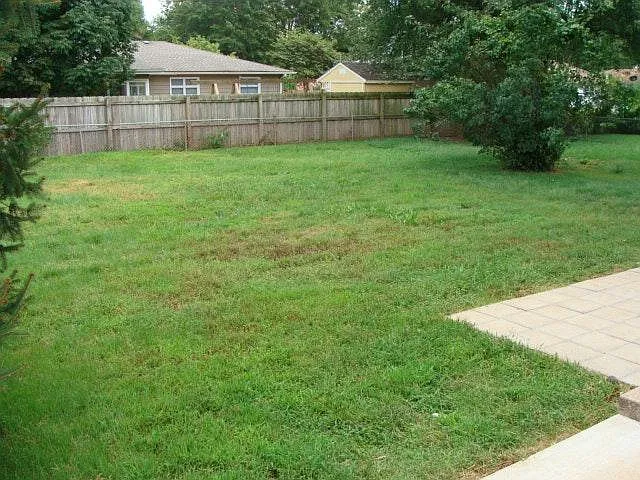 1932 S Glencrest Ave — Photo 17