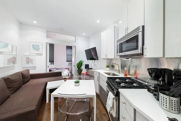 Rented by Vertical Real Estate LLC | media 1