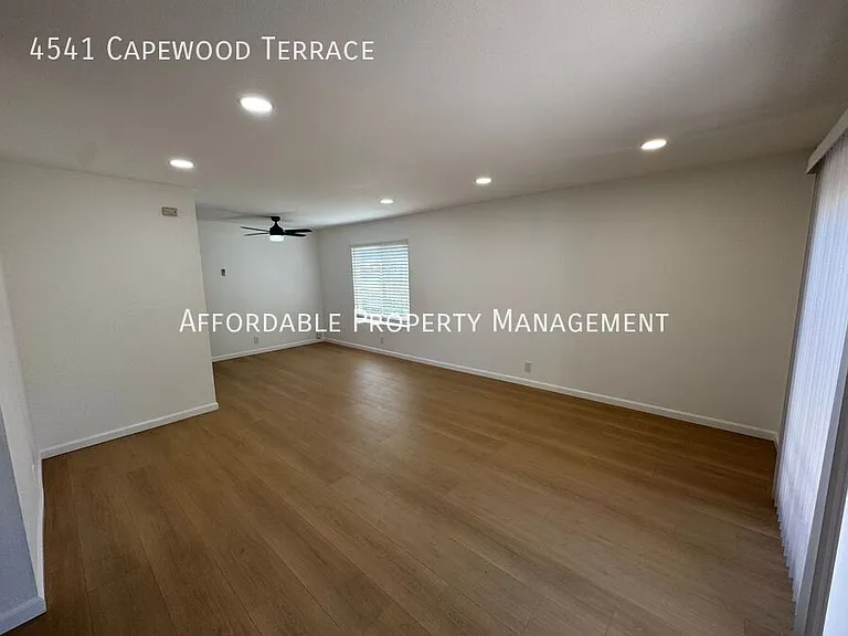 4541 Capewood Ter — Photo 3