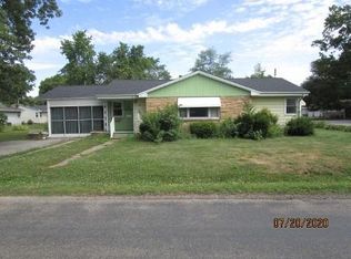 114 E Mattox St, Sullivan, IL 61951