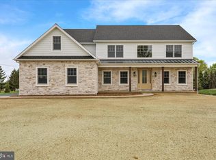 513 Cheltenham Ct, Lititz, PA 17543