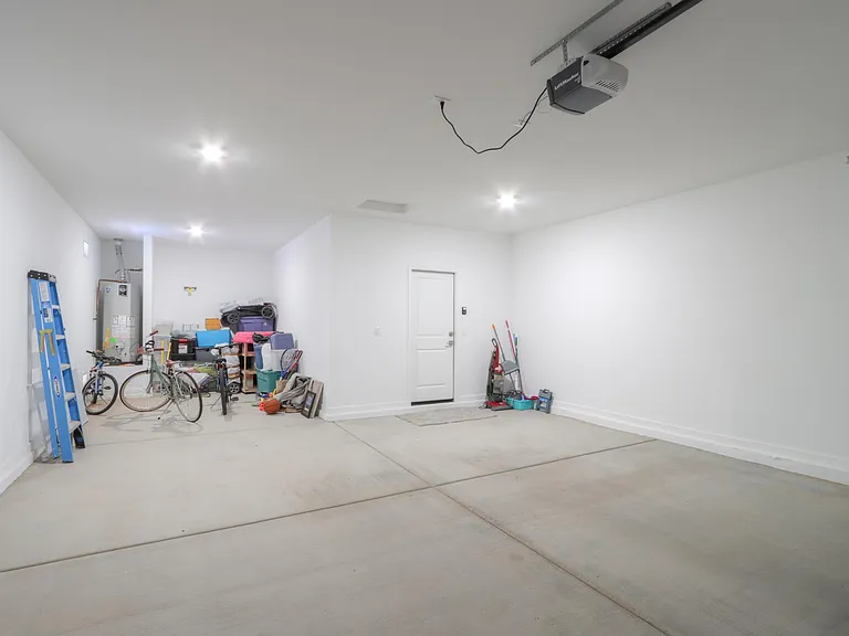 264 S San Gregorio Ln — Photo 15
