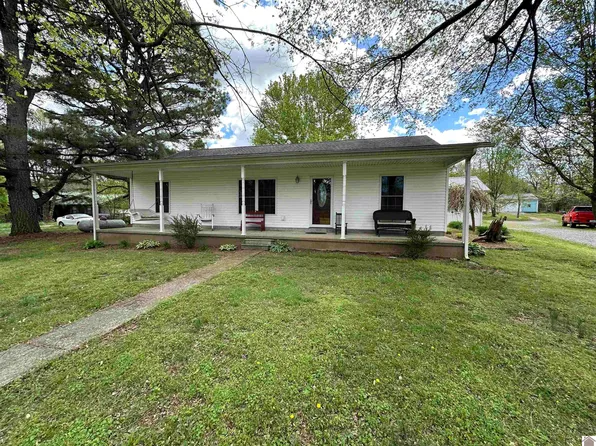 246 Millers Chapel Rd, Mayfield, KY 42066