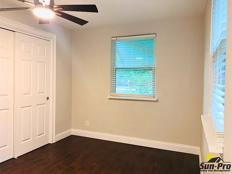 1865 Pioneer Trl — Photo 16