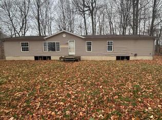 2910 Tobias Rd, Delton, MI 49046